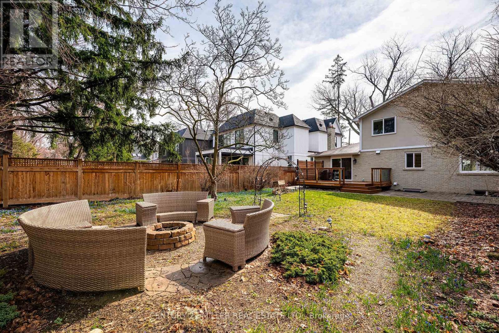 327 Macdonald Road, Oakville, Ontario  L6J 2A8 - Photo 29 - W13013268