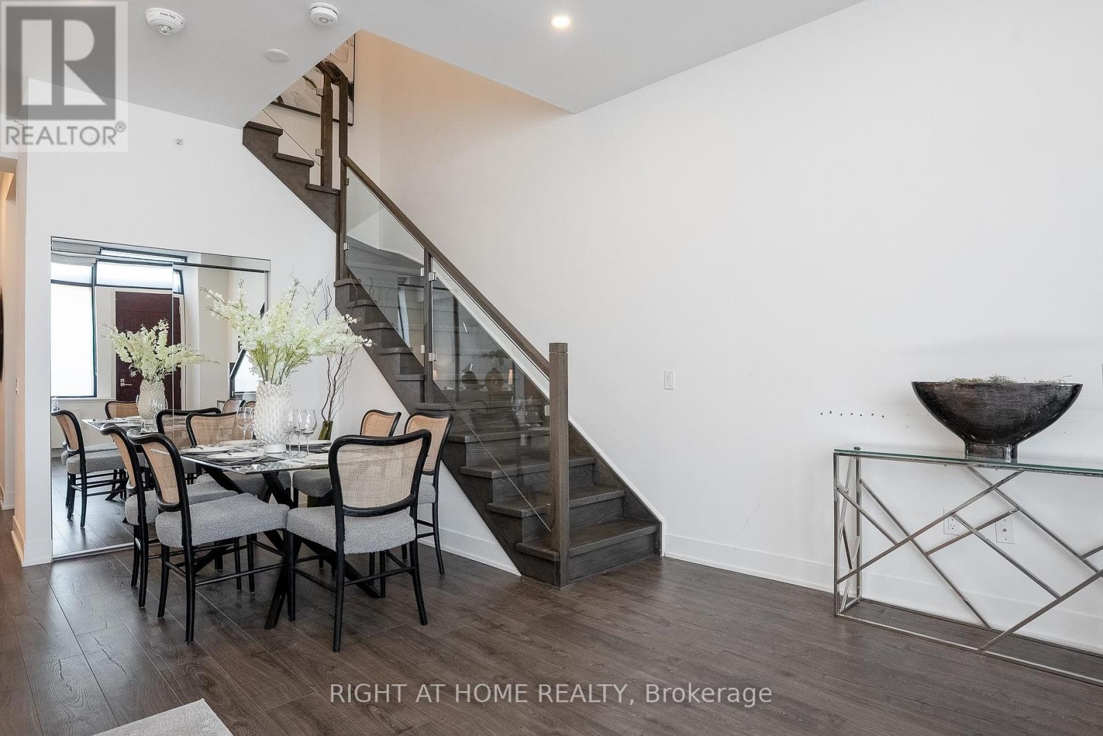 109 - 2908 Highway 7 Road, Vaughan, Ontario  L4K 0K5 - Photo 6 - N13013908