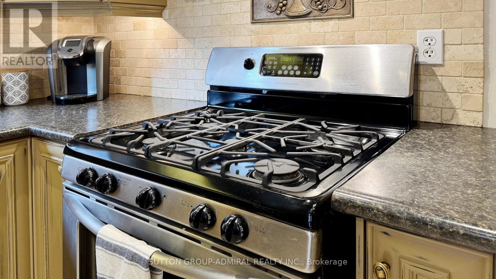 33 Calista Street, Vaughan, Ontario  L4H 3H8 - Photo 16 - N13013974