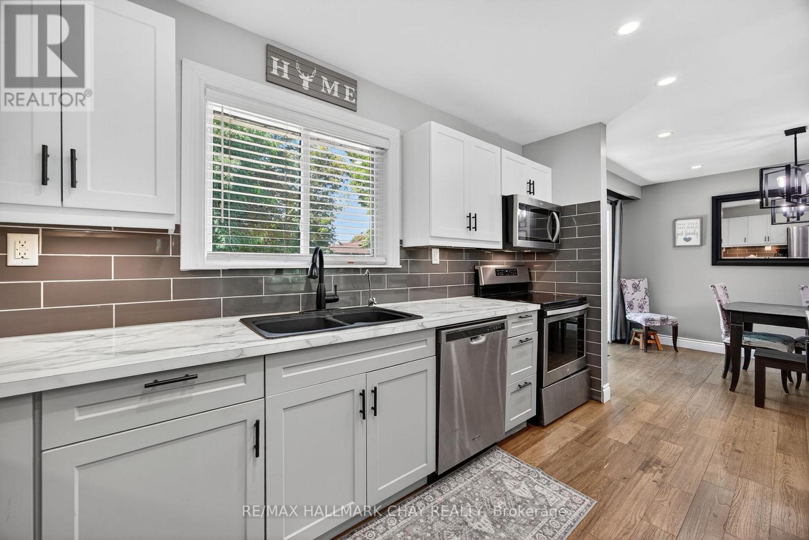 56 Briar Road, Barrie (Allandale Heights), Ontario  L4N 3M4 - Photo 11 - S13013906