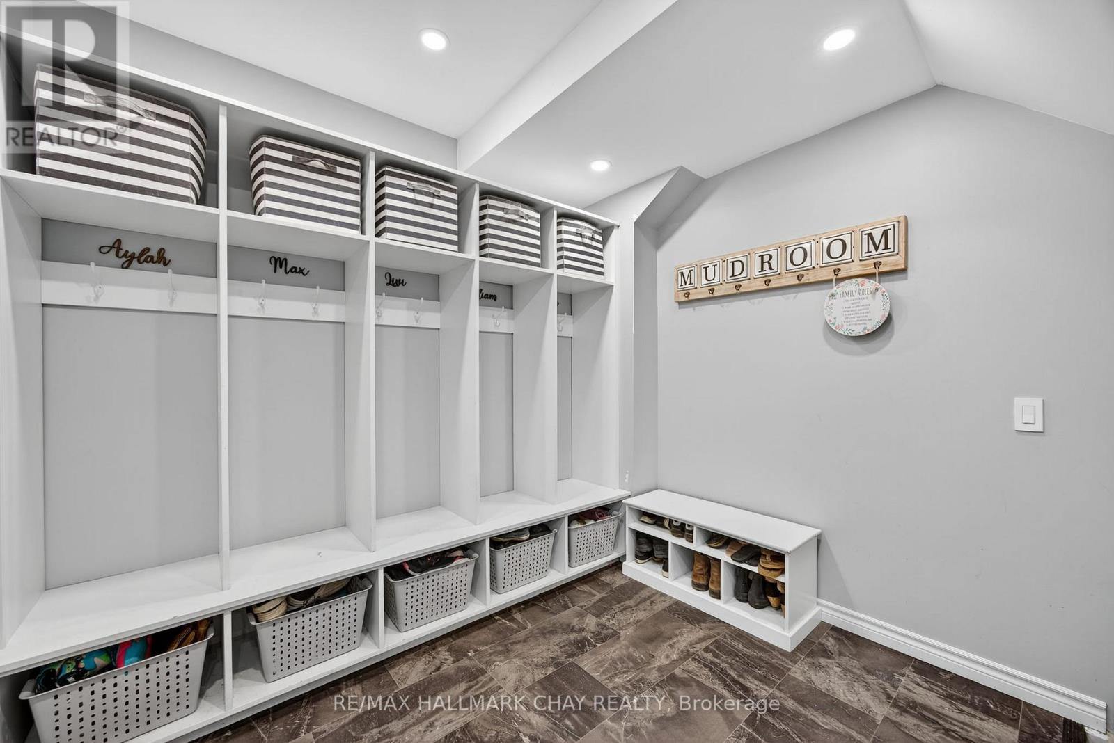 56 Briar Road, Barrie (Allandale Heights), Ontario  L4N 3M4 - Photo 23 - S13013906