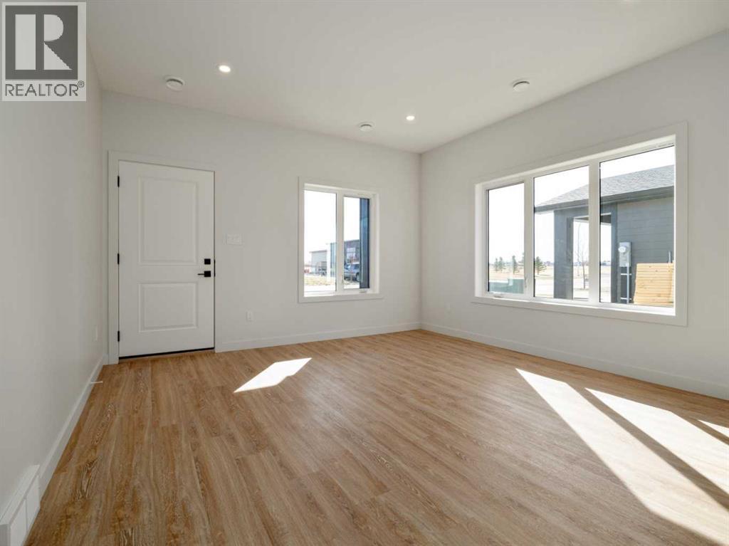 7042 48 Street, Taber, Alberta  T1G 0G7 - Photo 5 - A2302264