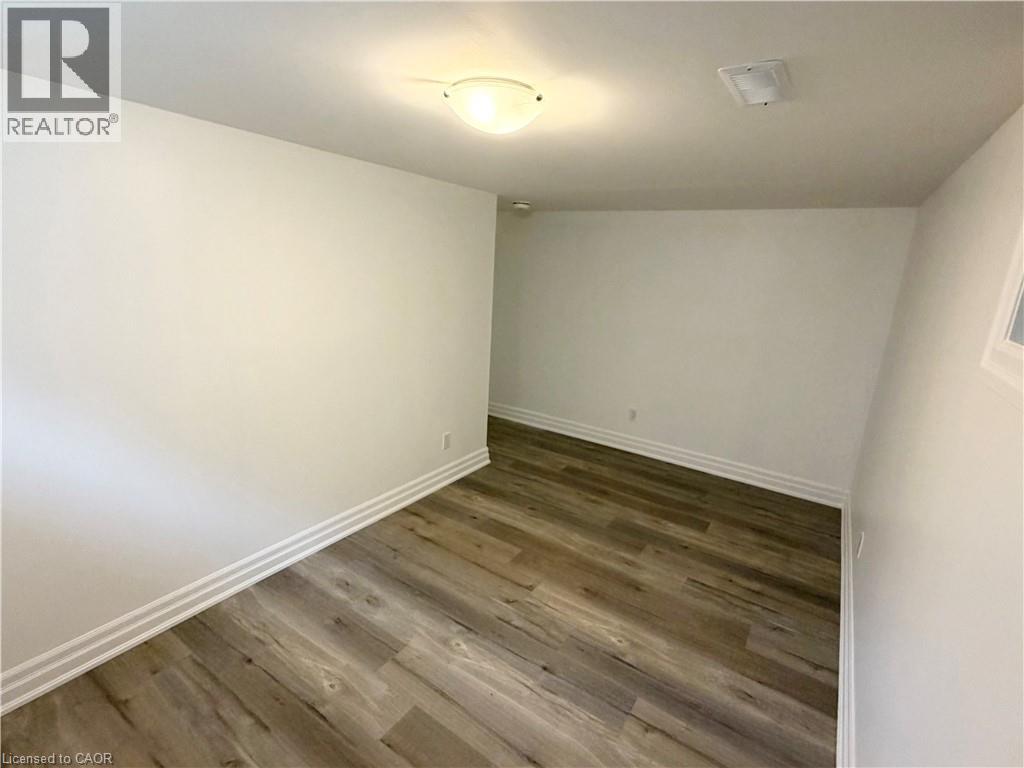 482 East 37th Street Unit# Basement, Hamilton, Ontario  L8V 4B9 - Photo 6 - 40817928