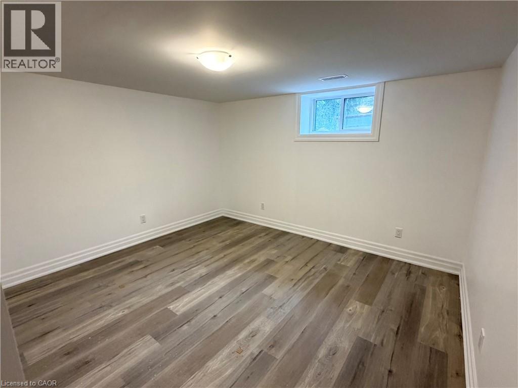 482 East 37th Street Unit# Basement, Hamilton, Ontario  L8V 4B9 - Photo 8 - 40817928