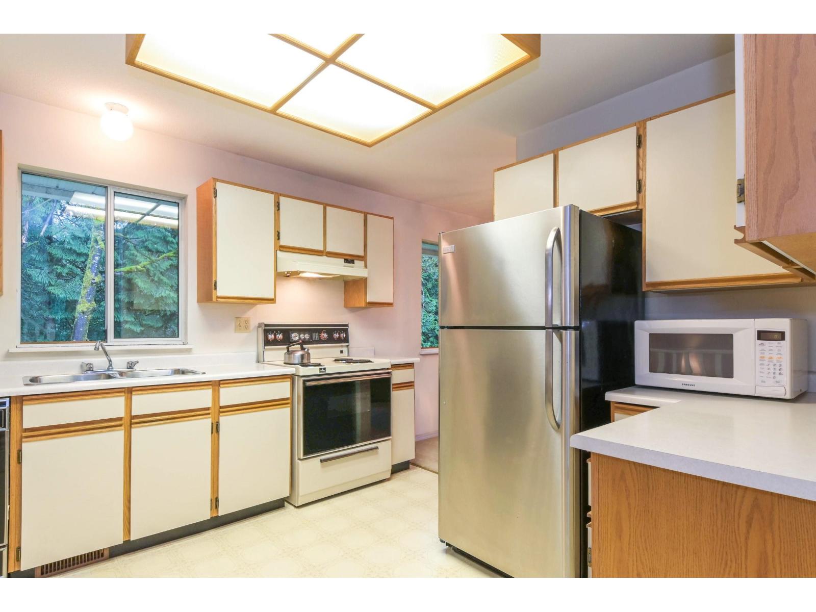 21491 90 Avenue, Langley, British Columbia  V1M 1Z2 - Photo 11 - R3112264