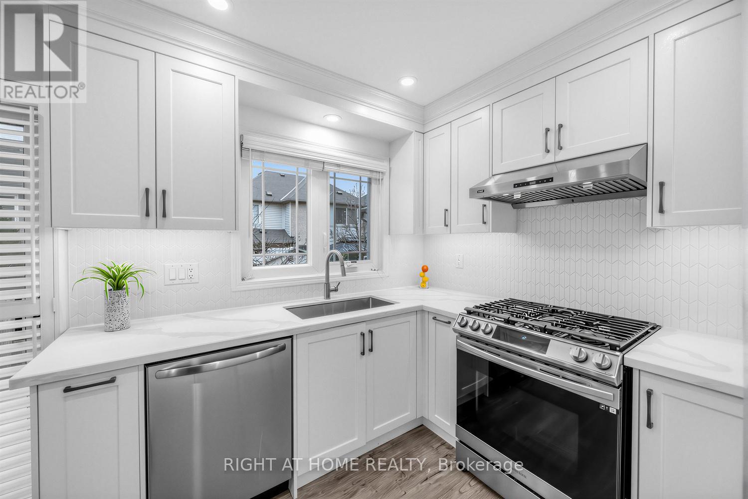 3162 Rock Harbour Road, Mississauga, Ontario  L5B 4G7 - Photo 17 - W13013892