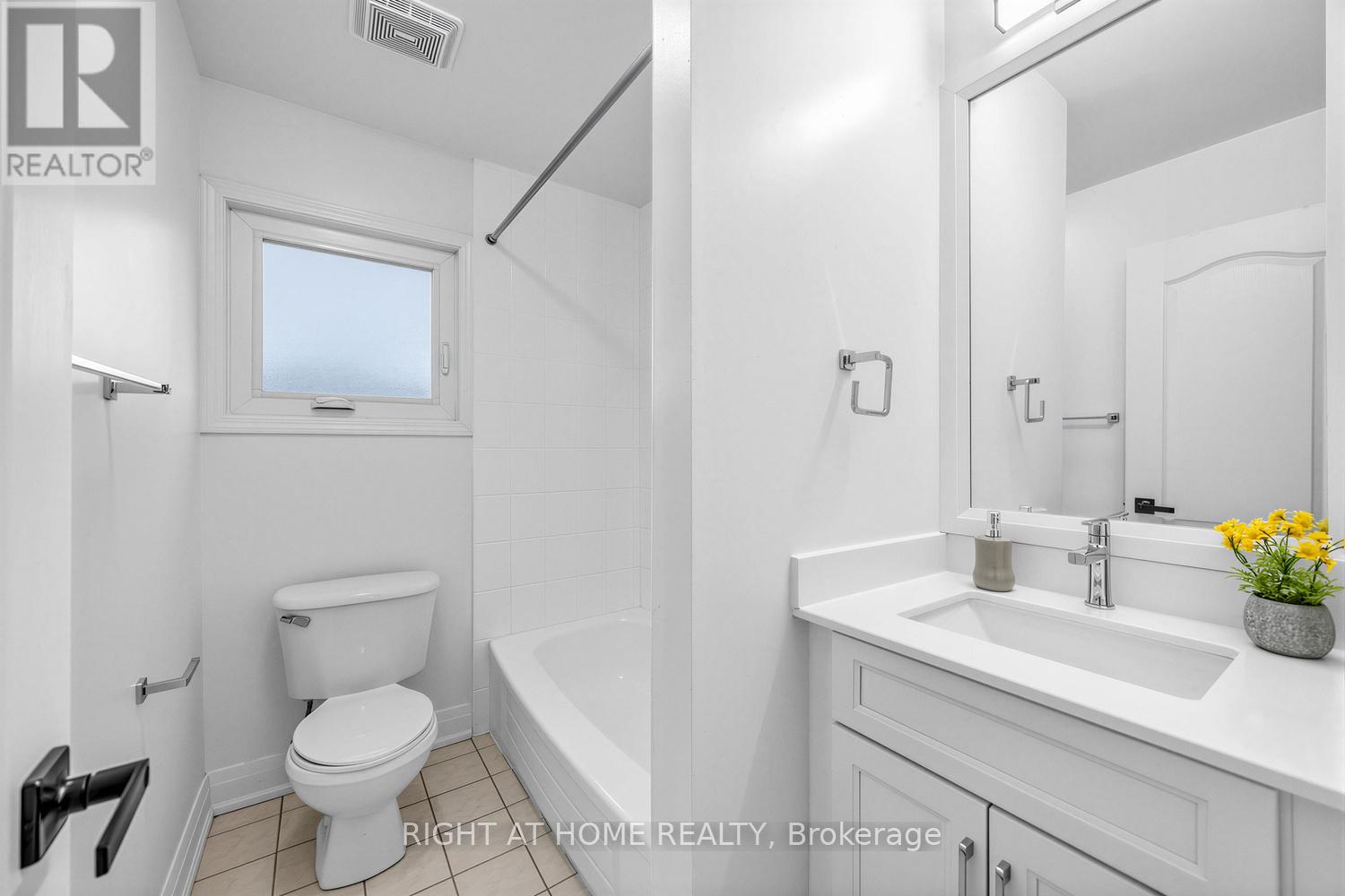 3162 Rock Harbour Road, Mississauga, Ontario  L5B 4G7 - Photo 35 - W13013892