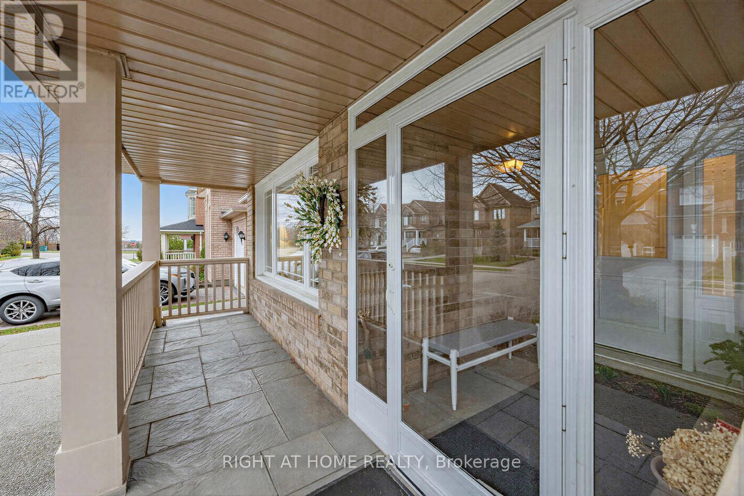 3162 Rock Harbour Road, Mississauga, Ontario  L5B 4G7 - Photo 4 - W13013892