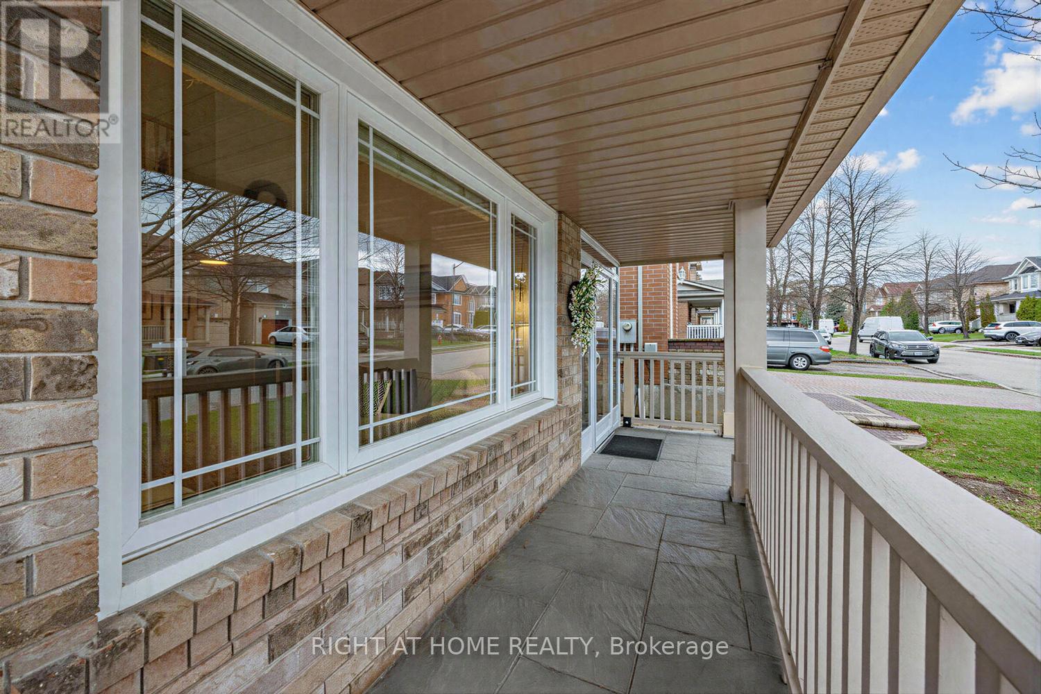 3162 Rock Harbour Road, Mississauga, Ontario  L5B 4G7 - Photo 5 - W13013892