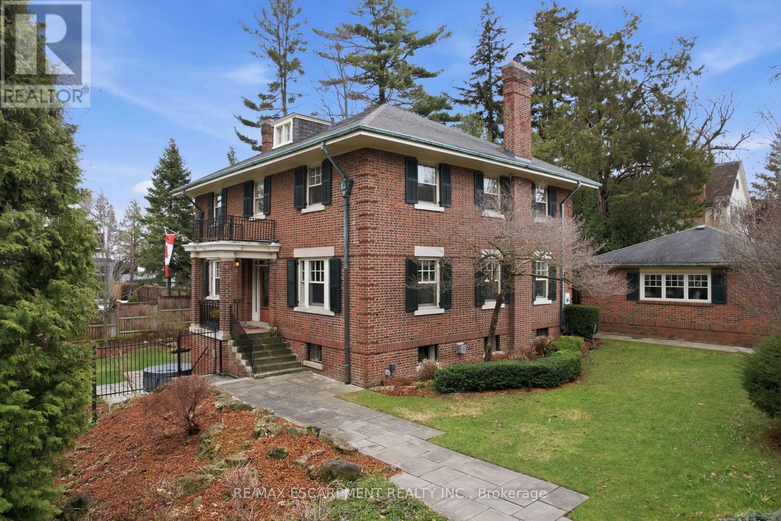 184 KING STREET, oakville (oo old oakville), Ontario