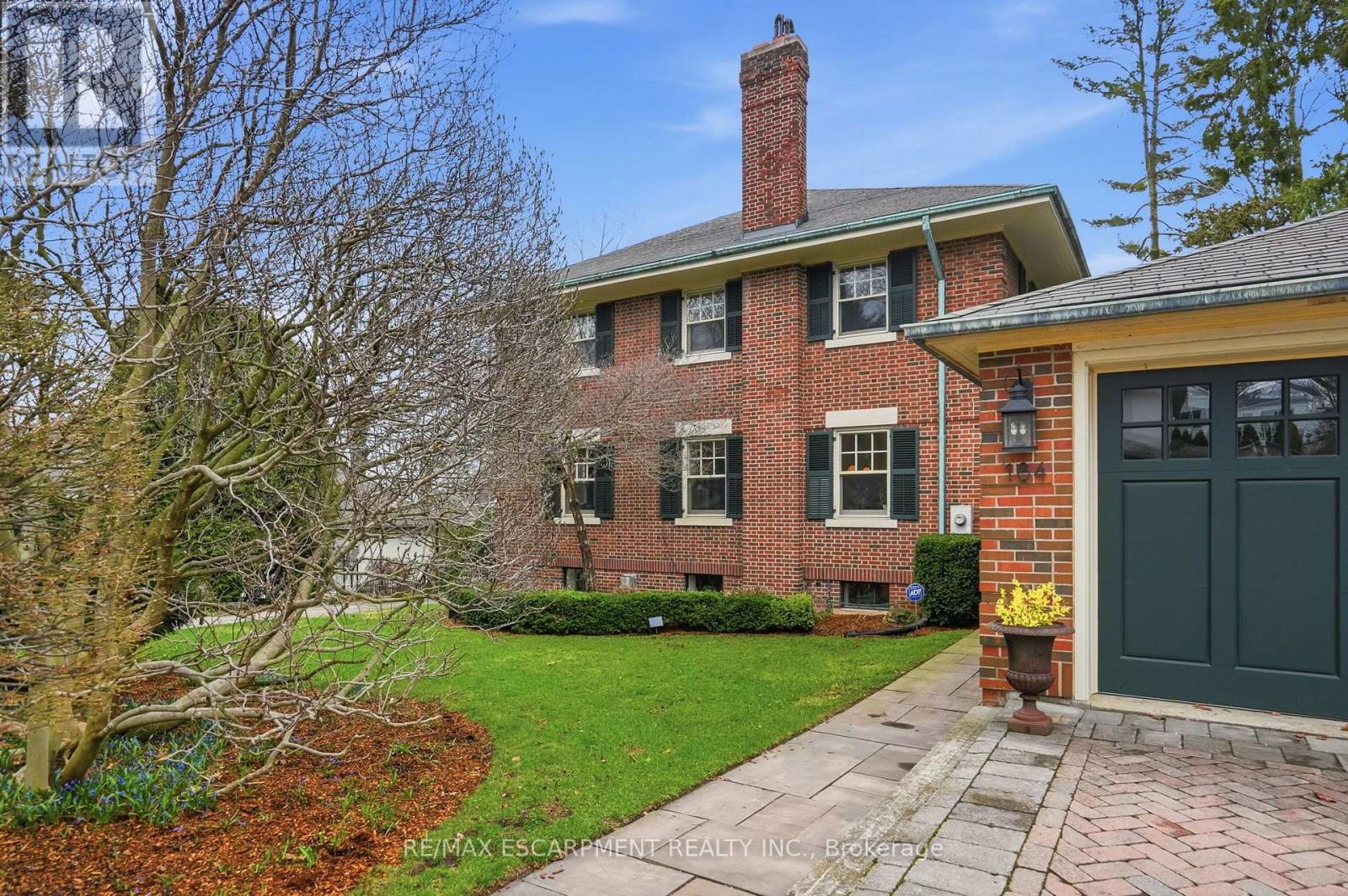 184 King Street, Oakville (Oo Old Oakville), Ontario  L6J 1B4 - Photo 3 - W13014006