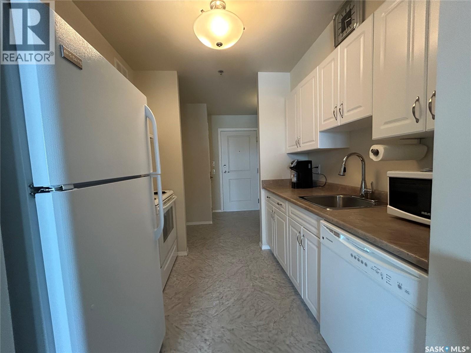 307 601 110th Avenue, Tisdale, Saskatchewan  S0E 1T0 - Photo 3 - SK033254