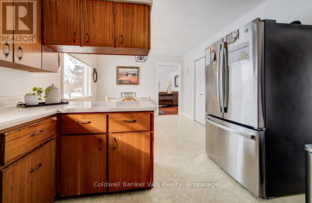 185 Miller Street, Wellington North, Ontario  N0G 2L3 - Photo 11 - X12818114