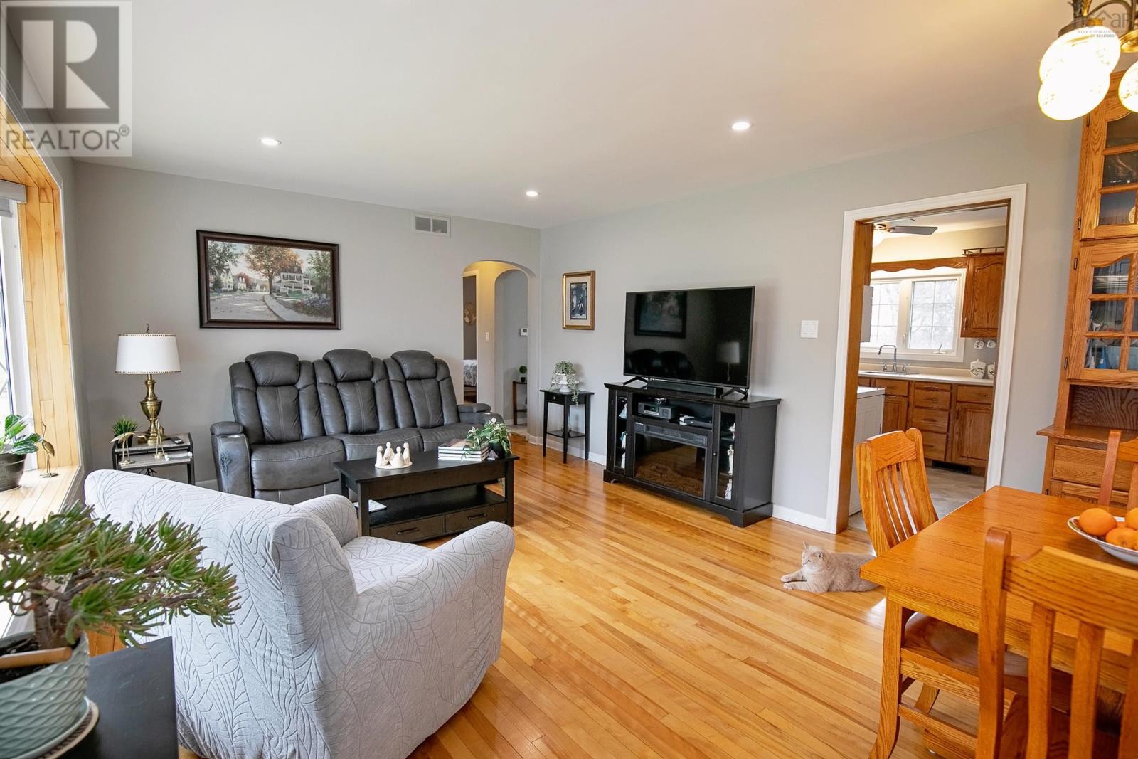 18 Boylston Avenue, Amherst, Nova Scotia  B4H 3X1 - Photo 17 - 202607848