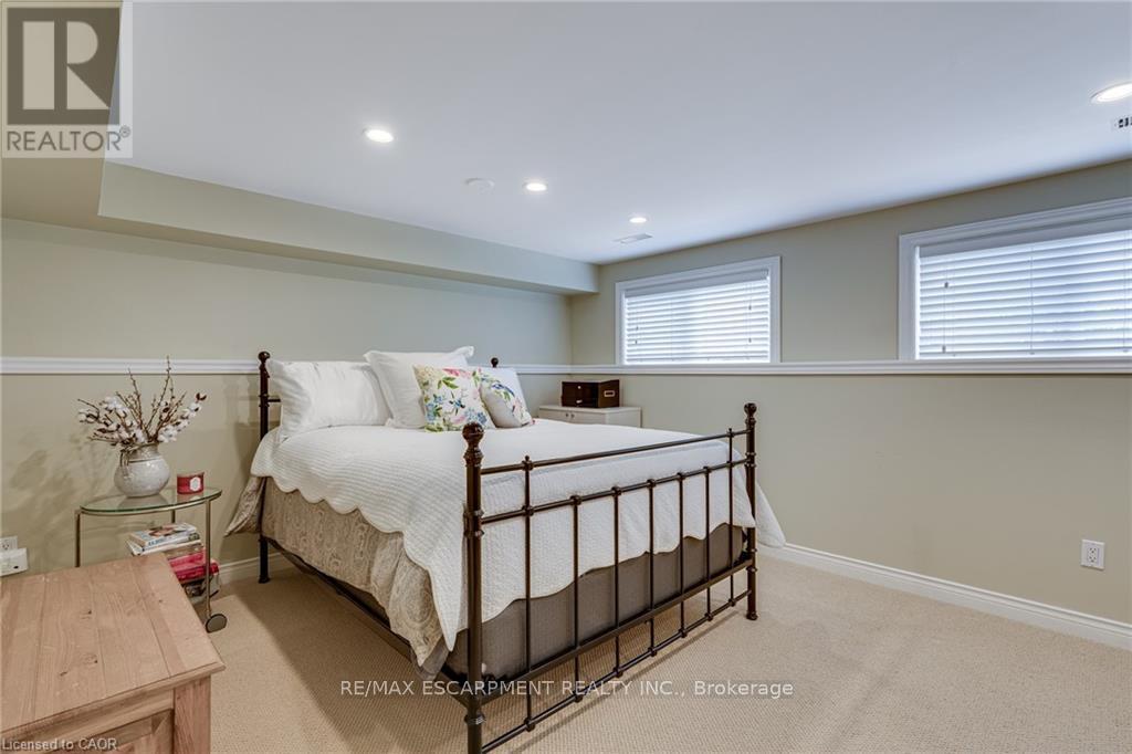 134 Little John Road, Hamilton, Ontario  L9H 4H3 - Photo 36 - X13013980