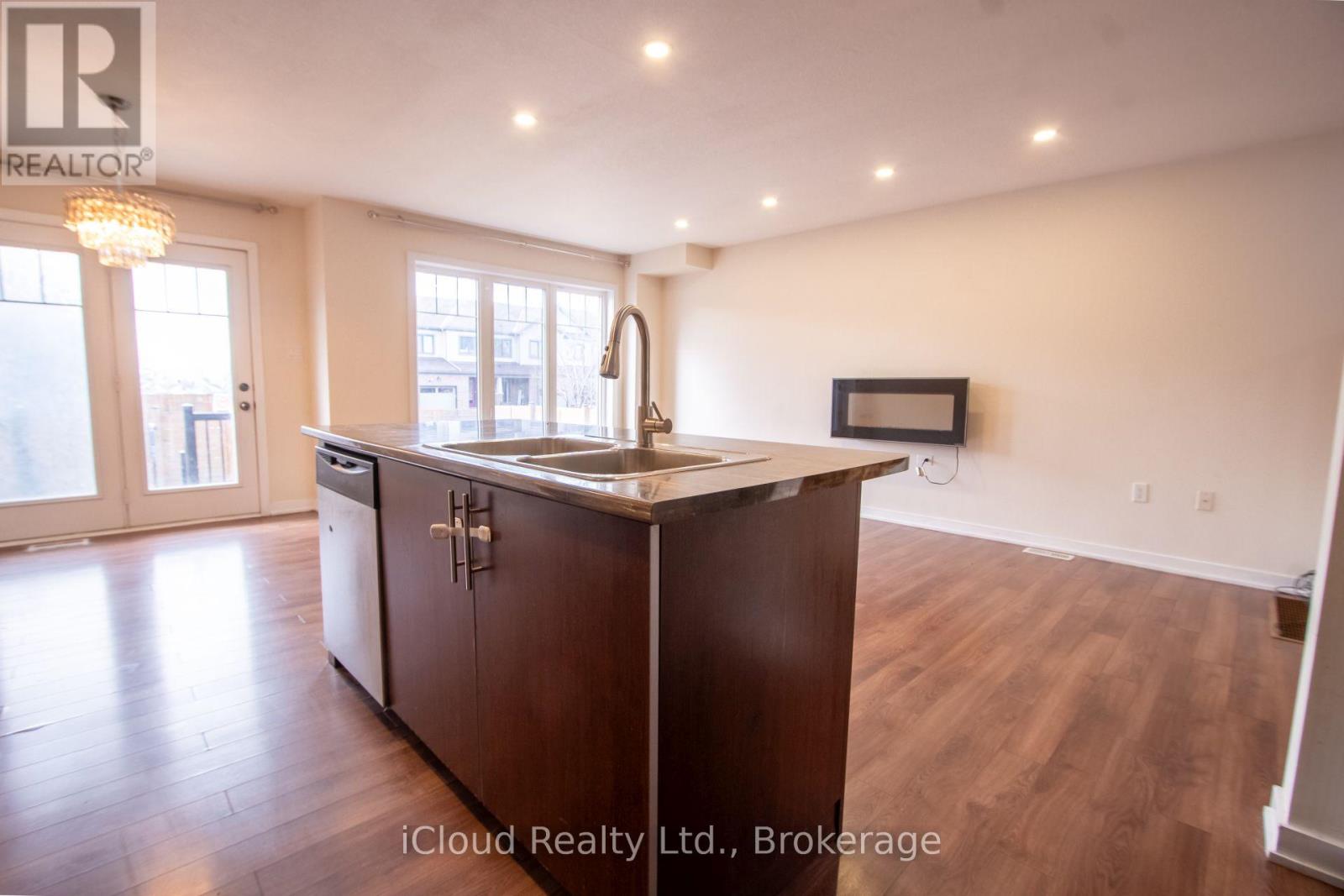 11 Sherway Street, Hamilton, Ontario  L8J 0J4 - Photo 12 - X13013998