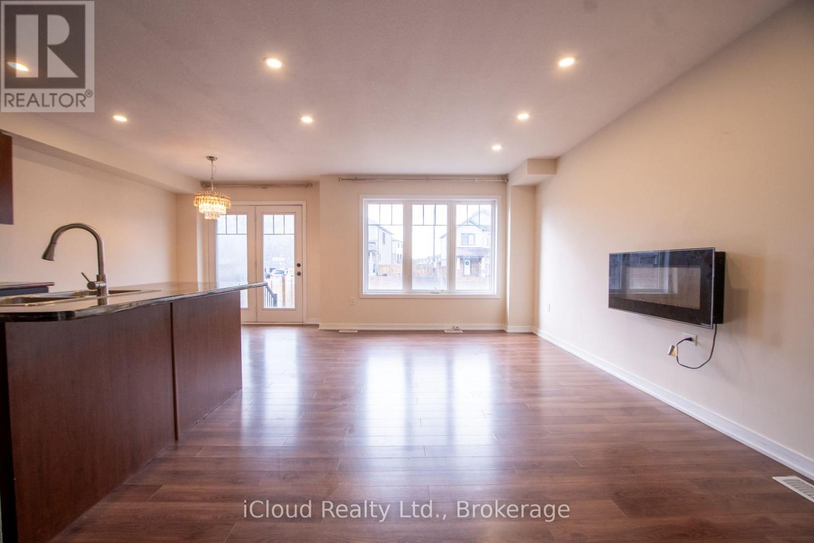 11 Sherway Street, Hamilton, Ontario  L8J 0J4 - Photo 7 - X13013998