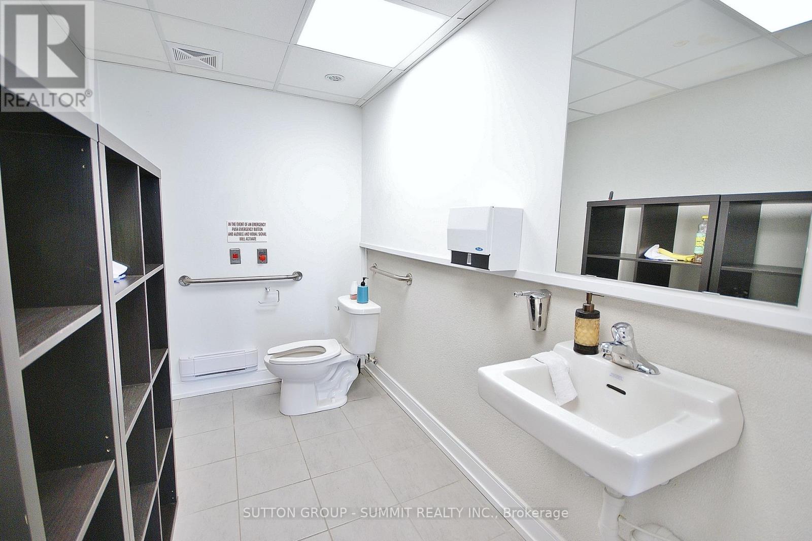 1012 Lagoon Street, Mississauga, Ontario  L5G 0B2 - Photo 13 - W13004214