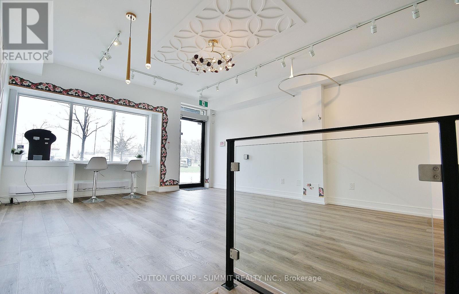 1012 Lagoon Street, Mississauga, Ontario  L5G 0B2 - Photo 9 - W13004214