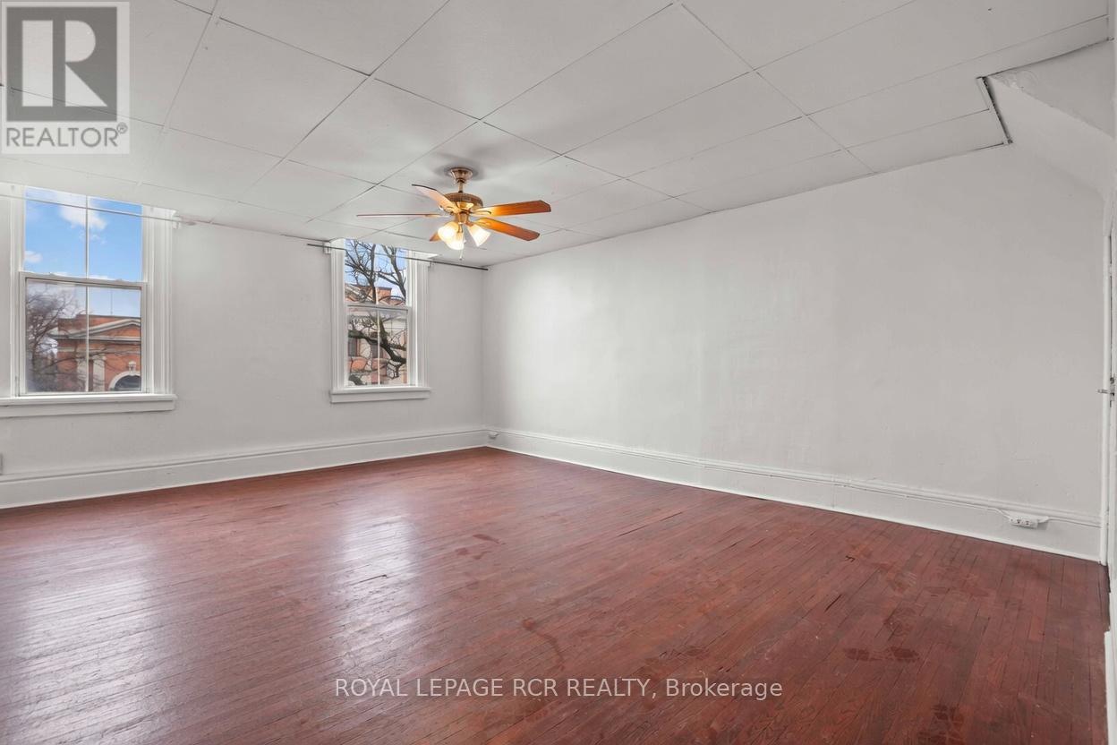 Upper - 137 Broadway, Orangeville, Ontario  L9W 1K2 - Photo 16 - W13013408