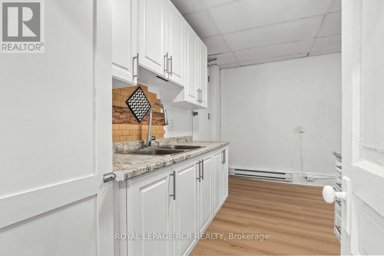 Upper - 137 Broadway, Orangeville, Ontario  L9W 1K2 - Photo 12 - W13013408