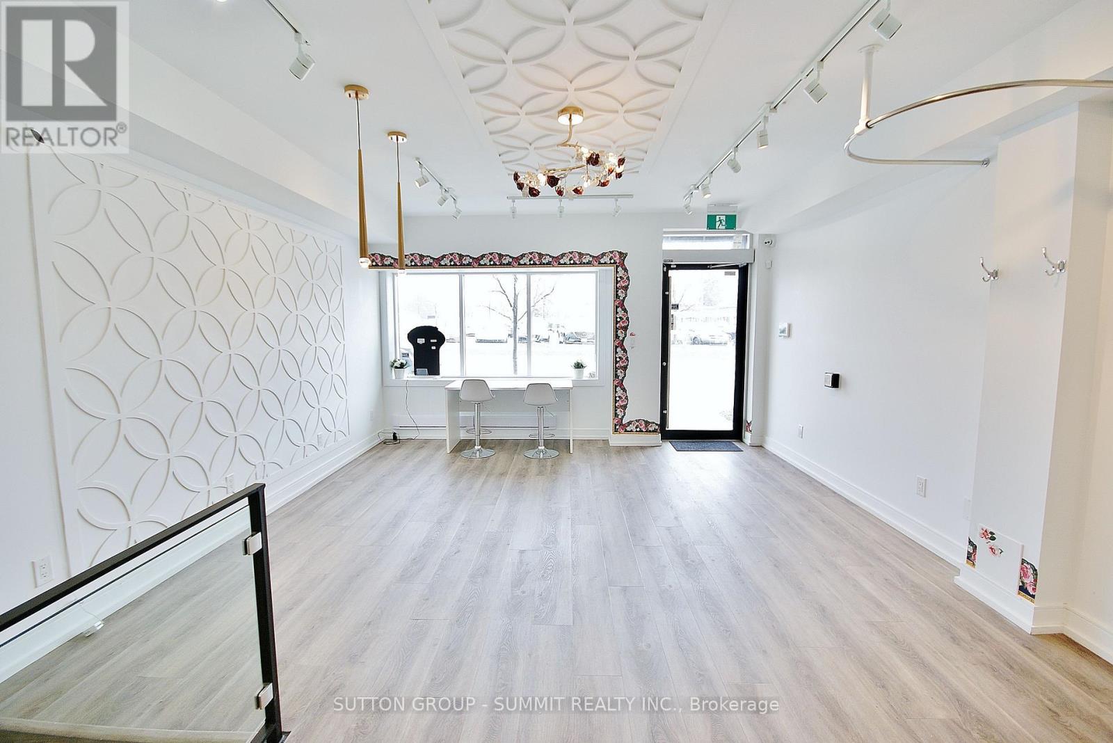 1012 Lagoon Street, Mississauga, Ontario  L5G 0B2 - Photo 7 - W13004214