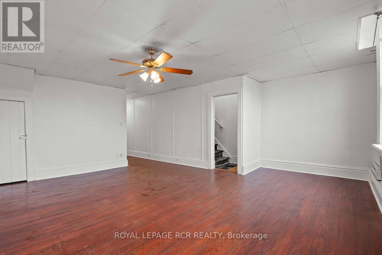 Upper - 137 Broadway, Orangeville, Ontario  L9W 1K2 - Photo 18 - W13013408