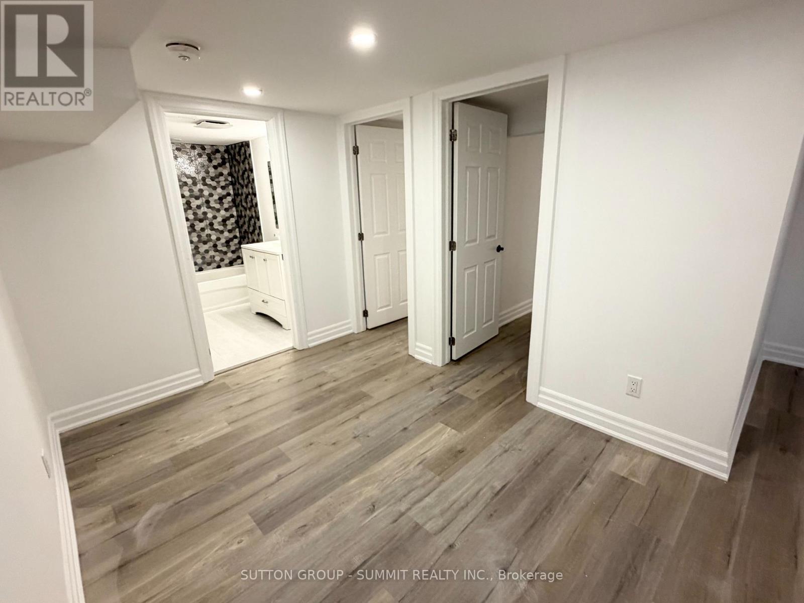 482 East 37th (Basement) Street, Hamilton, Ontario  L8V 4B9 - Photo 10 - X13007576