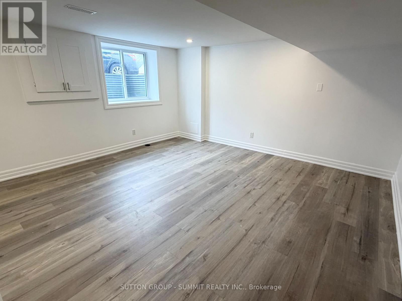 482 East 37th (Basement) Street, Hamilton, Ontario  L8V 4B9 - Photo 9 - X13007576