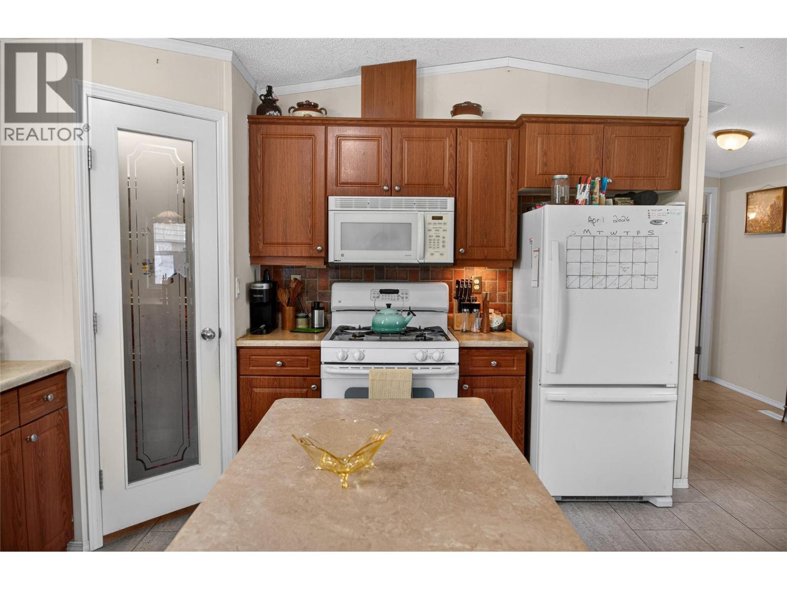 7330 Jaffray Village Loop Road, Jaffray, British Columbia  V0B 1T0 - Photo 10 - 10383692