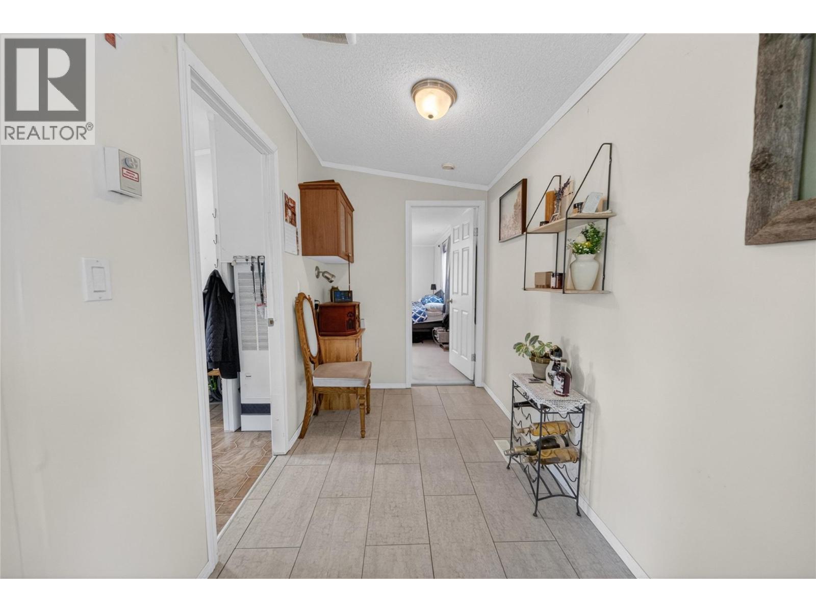 7330 Jaffray Village Loop Road, Jaffray, British Columbia  V0B 1T0 - Photo 17 - 10383692