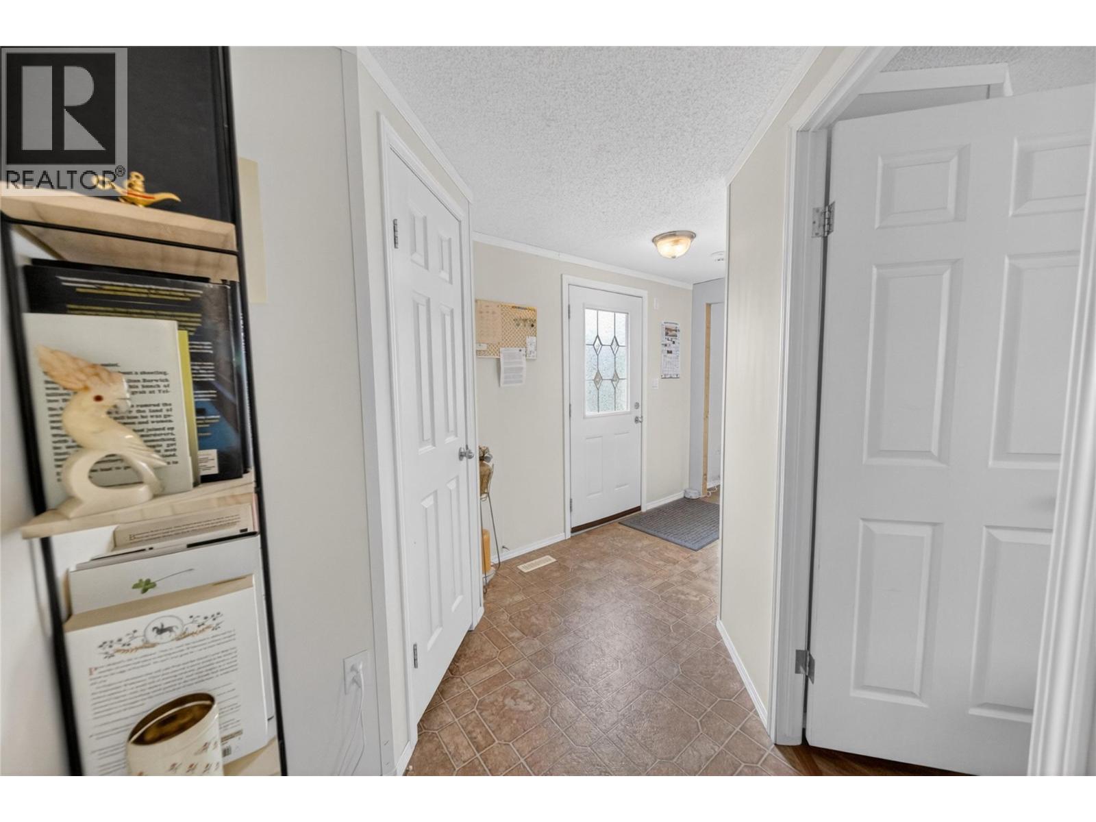 7330 Jaffray Village Loop Road, Jaffray, British Columbia  V0B 1T0 - Photo 21 - 10383692