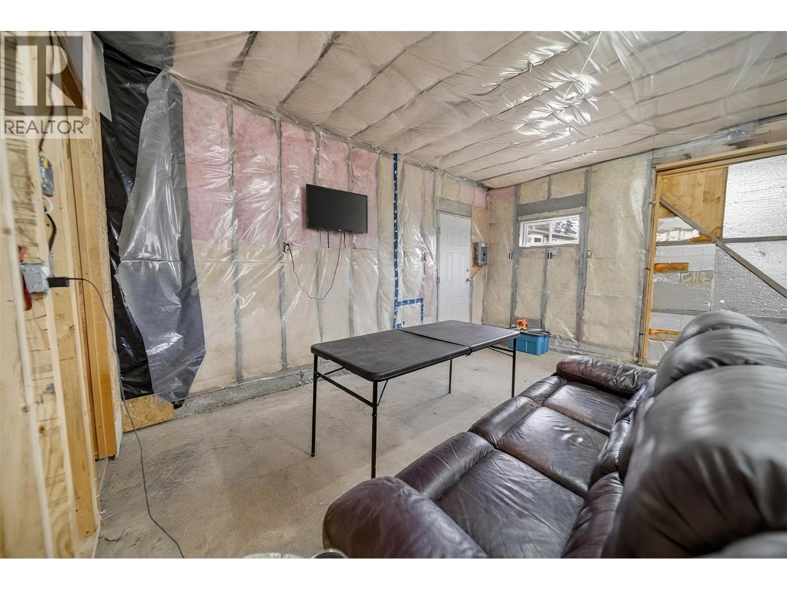 7330 Jaffray Village Loop Road, Jaffray, British Columbia  V0B 1T0 - Photo 35 - 10383692