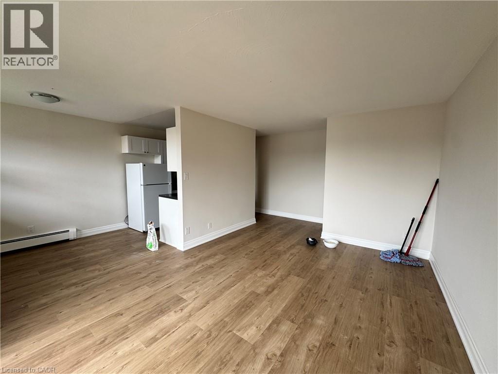 105 Tia Drive Unit# 305, Hamilton, Ontario  L8H 2N8 - Photo 4 - 40821986