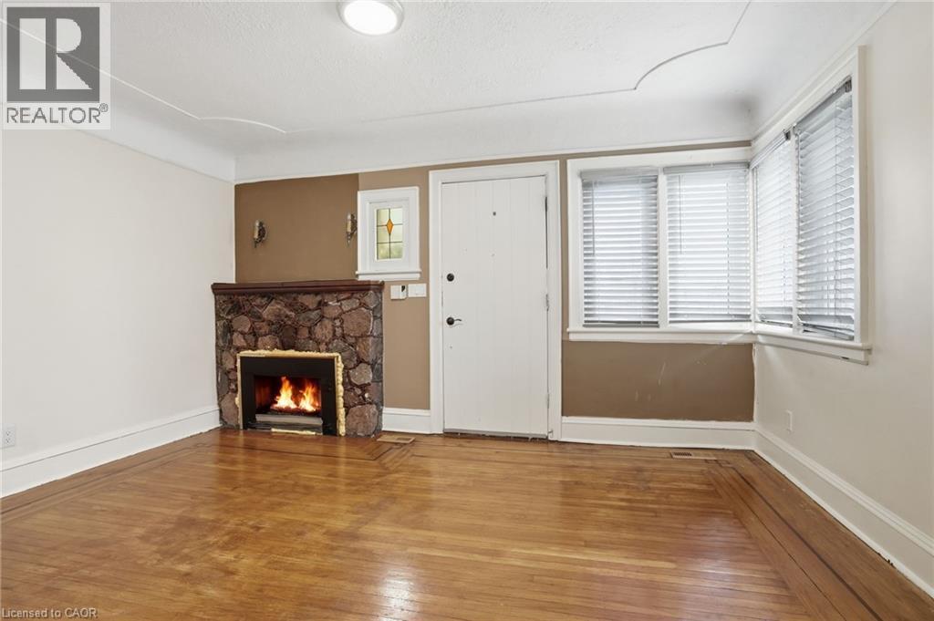 41 Paradise Road S, Hamilton, Ontario  L8S 1S3 - Photo 3 - 40801797