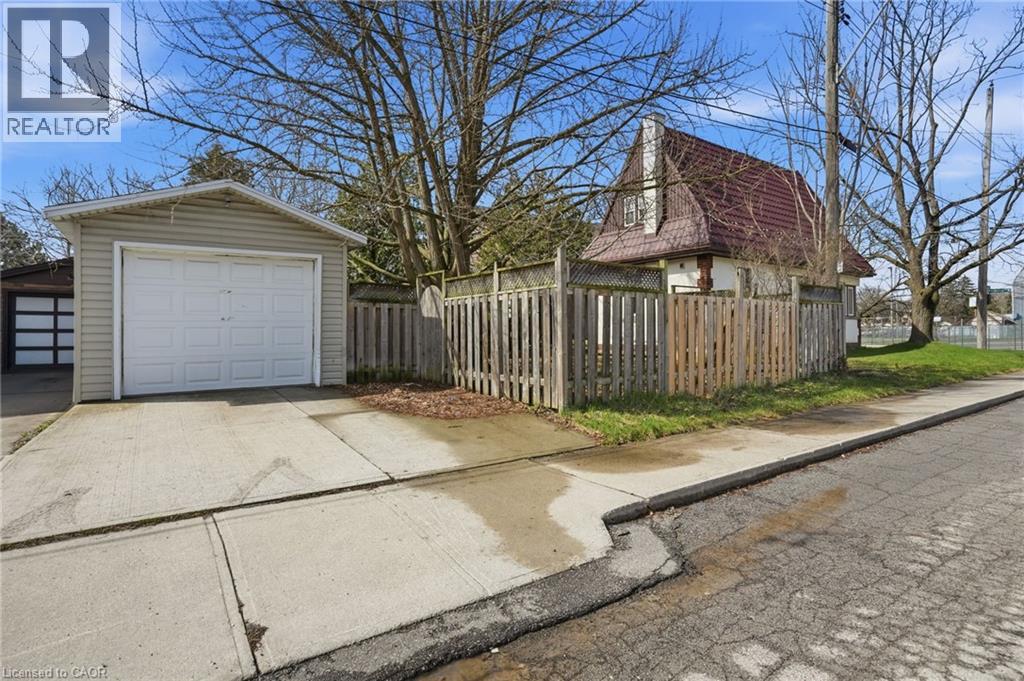 41 Paradise Road S, Hamilton, Ontario  L8S 1S3 - Photo 30 - 40801797