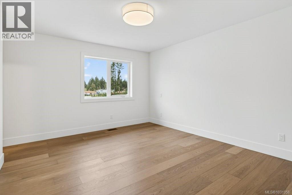 B 875 Grumman Pl, Comox, British Columbia  V9M 4H9 - Photo 14 - 1031958