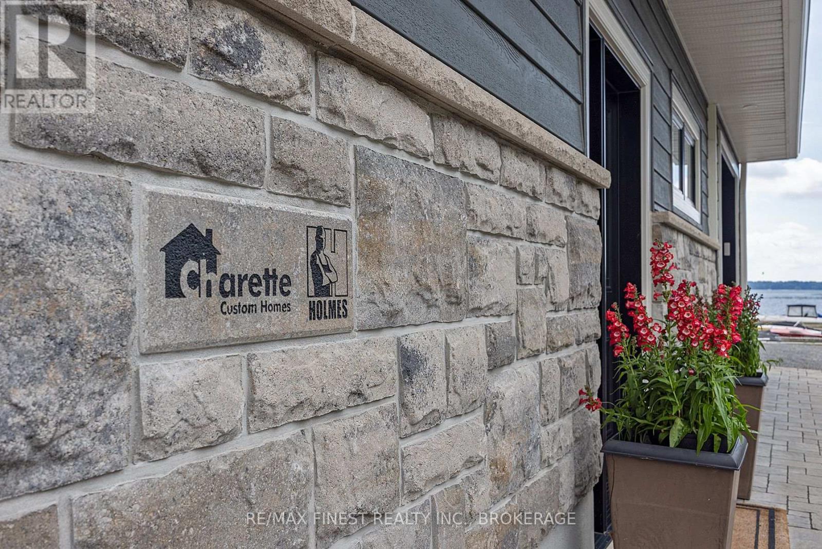 49 River Road, Front Of Leeds & Seeleys Bay, Ontario  K0E 1L0 - Photo 2 - X13014078