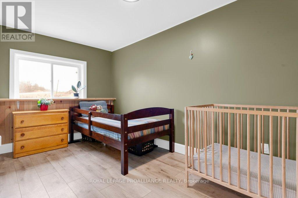 13 Mccauley Road, Quinte West, Ontario  K8V 5P6 - Photo 9 - X13014072