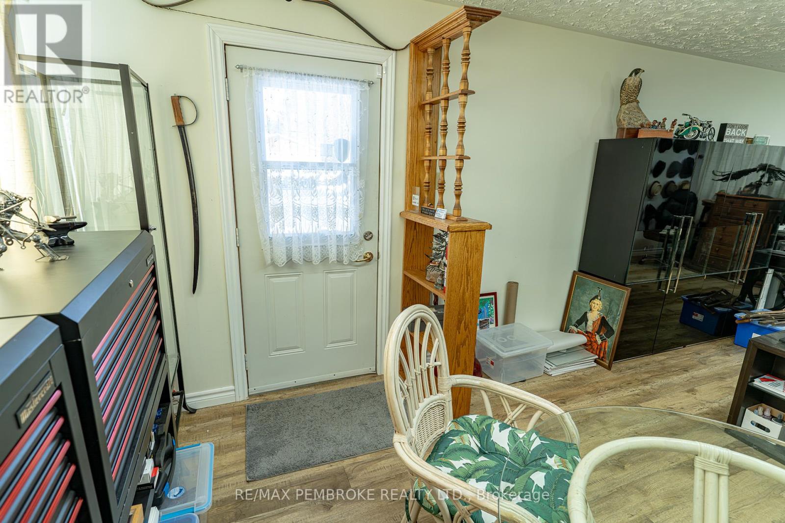 2 SILKE DRIVE, Petawawa, Ontario