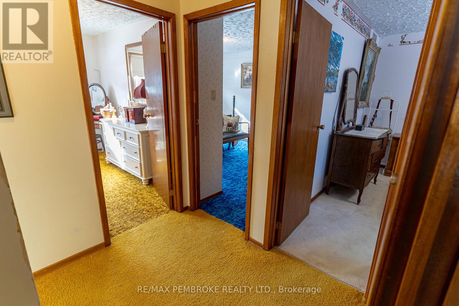 2 Silke Drive, Petawawa, Ontario  K8H 2K7 - Photo 20 - X12743782