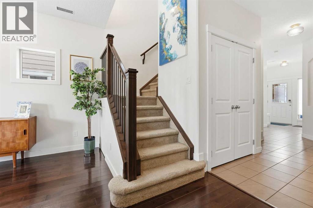 86 Cougar Ridge Landing Sw, Calgary, Alberta  T3H 0X8 - Photo 12 - A2300043