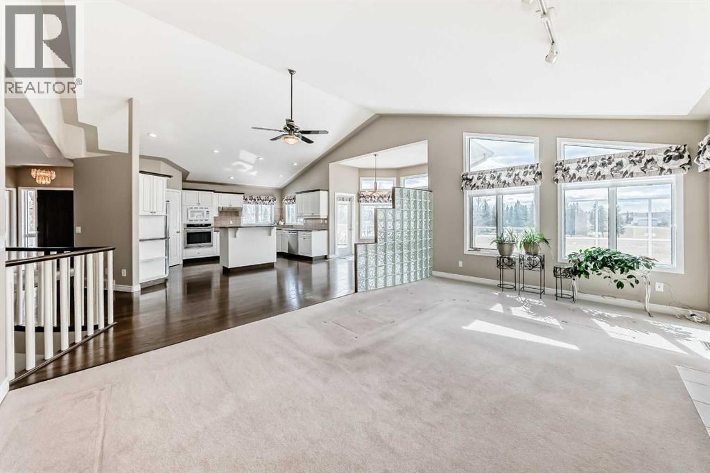 20 Crocus Ridge Court, Rural Rocky View County, Alberta  T3Z 1G7 - Photo 7 - A2302477