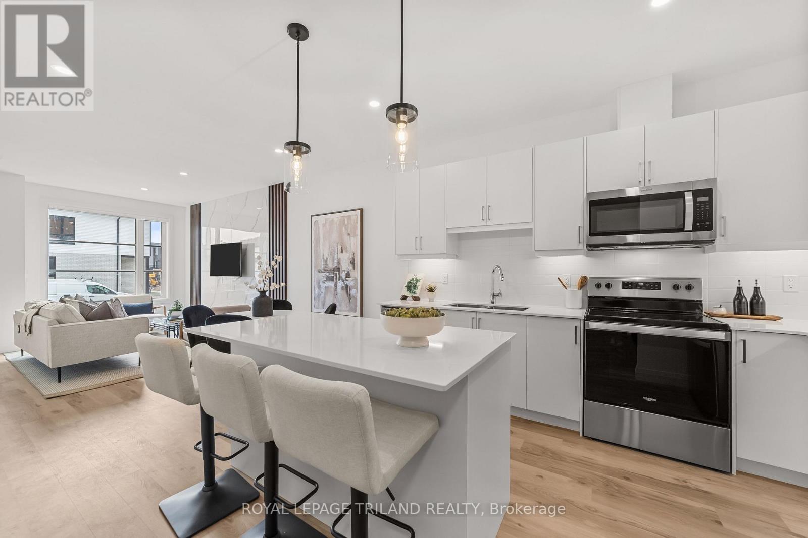 955 Catalpa Square, London North, Ontario  N6G 0T8 - Photo 2 - X13014046