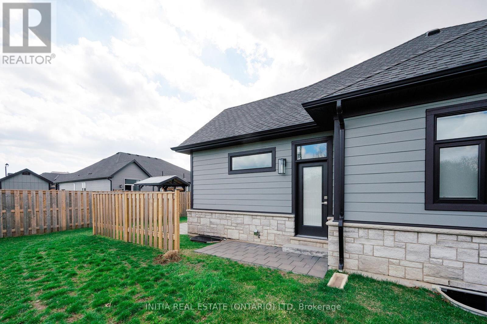 26 - 63 Compass Trail, Central Elgin, Ontario  N5L 0B8 - Photo 27 - X13014092