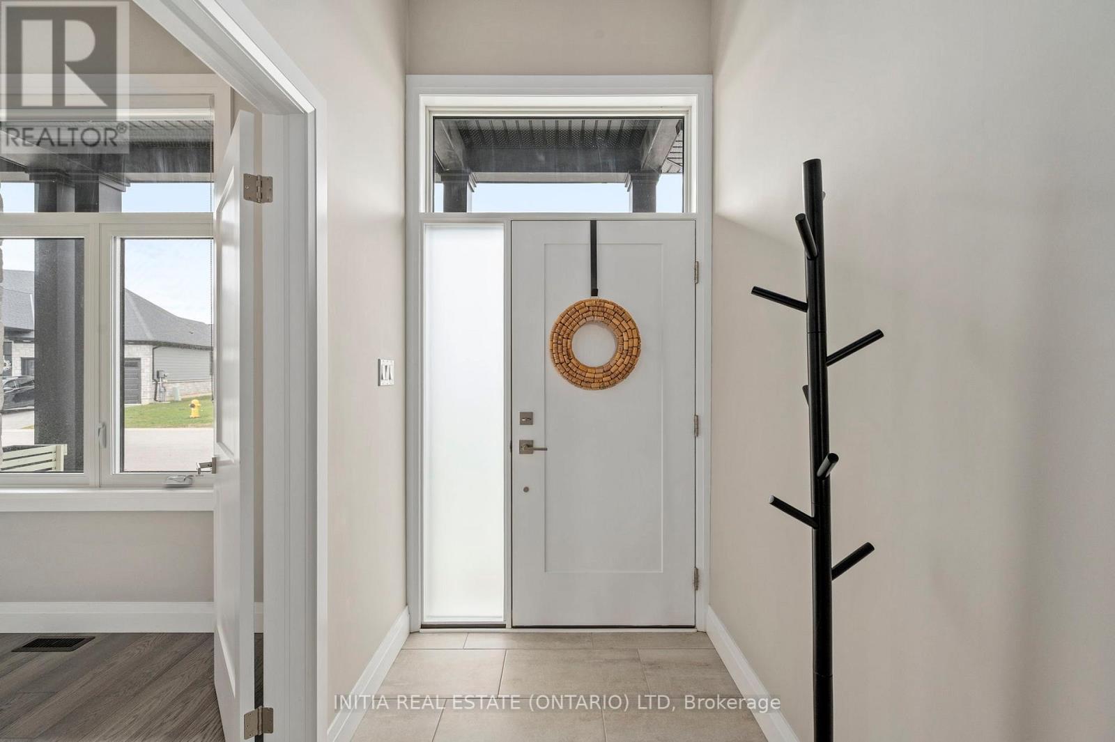 26 - 63 Compass Trail, Central Elgin, Ontario  N5L 0B8 - Photo 4 - X13014092