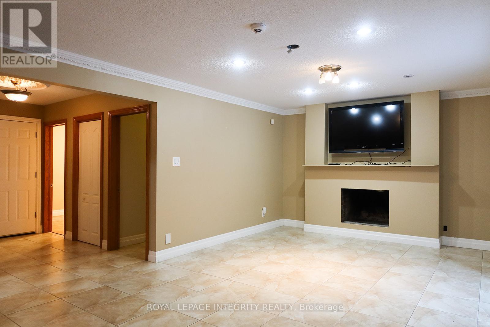 #2 (Lower Unit) - 56 Francis Street, Vaughan, Ontario  L4L 1P6 - Photo 6 - N13014114