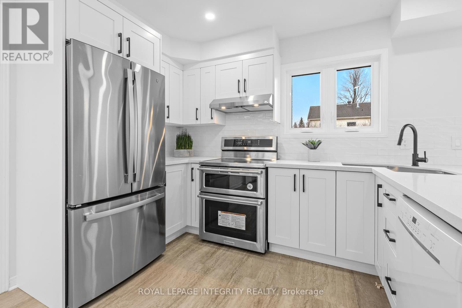 18 Shipley Crescent, Ottawa, Ontario  K2S 1R2 - Photo 12 - X13014036