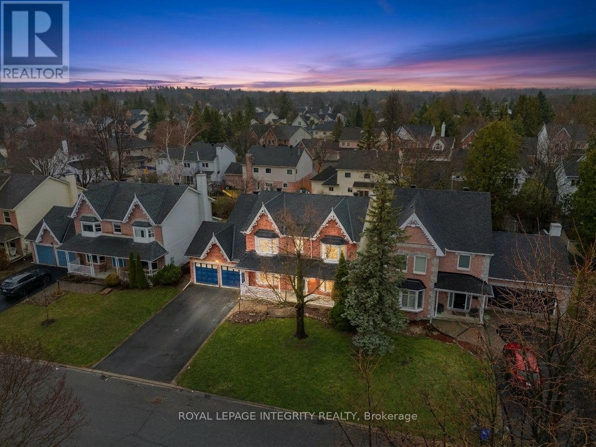 18 Shipley Crescent, Ottawa, Ontario  K2S 1R2 - Photo 2 - X13014036