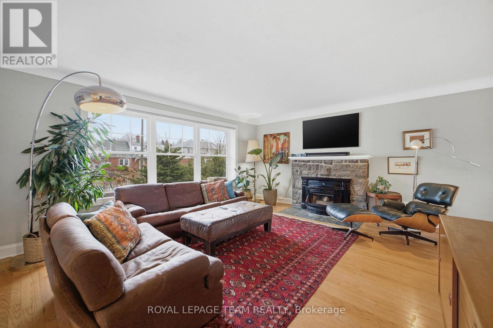 513 Windermere Avenue, Ottawa, Ontario  K2A 2W3 - Photo 3 - X13014054